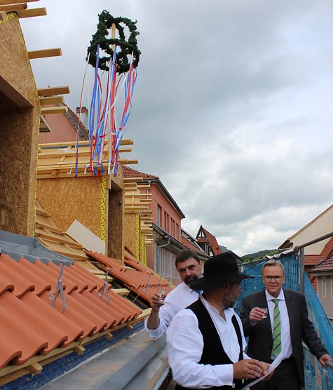 Richtfest ehem. Café Pille (Foto: Karl-Heinz Herrmann) Richtfest ehem. Café Pille (Foto: Karl-Heinz Herrmann)