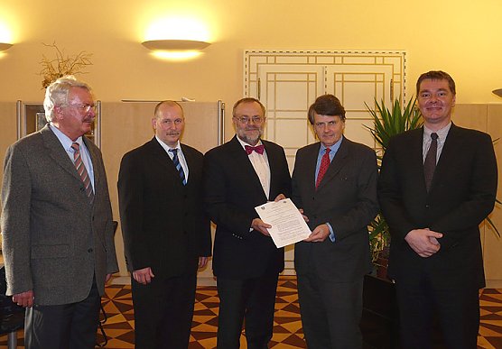 Vertrag mit Klosterschule (Foto: Landratsamt Kyffh&auml;userkreis)