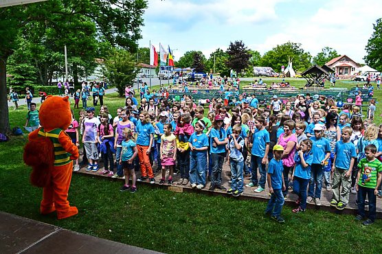 Kindertagsfest im Ferienpark (Foto: Fereinpark Feuerkuppe) Kindertagsfest im Ferienpark (Foto: Fereinpark Feuerkuppe)