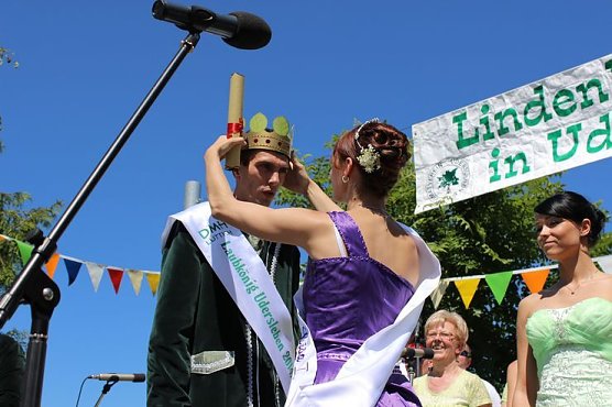 Laubk&ouml;nig gekr&ouml;nt (Foto: Karl-Heinz Herrmann)