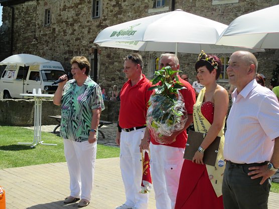 Zehn j&auml;hriges Bestehen der Schm&uuml;cke Fanfaren (Foto: Wahlkreisb&uuml;ro Gudrun Holbe)