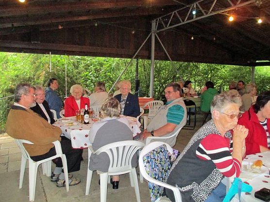 Der harte Kern kam! (Foto: Ina Römer) Der harte Kern kam! (Foto: Ina Römer)