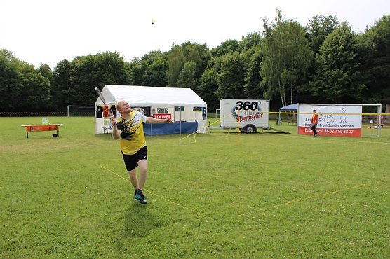 Wieder das Spiel ohne Grenzen (Foto: Karl-Heinz Herrmann)