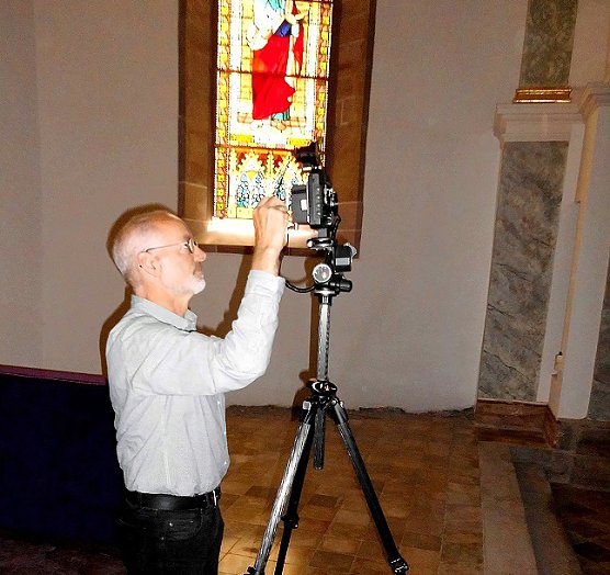 Unterkirche ins rechte Licht gerückt (Foto: Peter Zimmer) Unterkirche ins rechte Licht gerückt (Foto: Peter Zimmer)