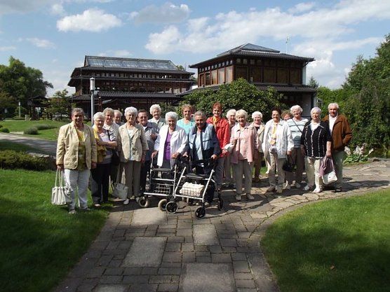 Im Japanischen Garten unterwegs (Foto: Thomas Leipold)