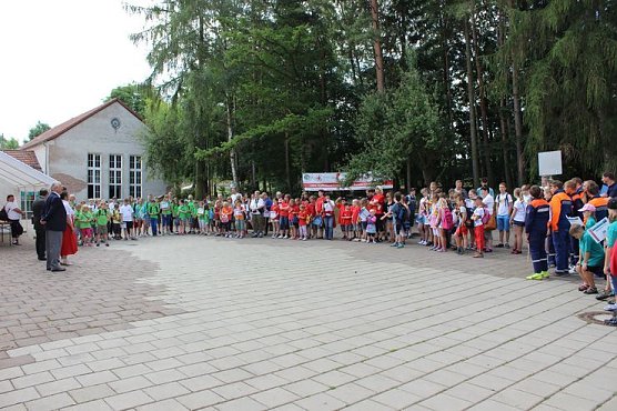 DRK-Jugend im Wettstreit (Foto: Karl-Heinz Herrmann) DRK-Jugend im Wettstreit (Foto: Karl-Heinz Herrmann)