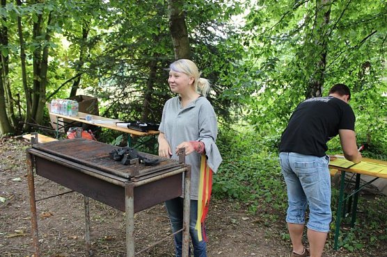 DRK-Jugend im Wettstreit (Foto: Karl-Heinz Herrmann) DRK-Jugend im Wettstreit (Foto: Karl-Heinz Herrmann)