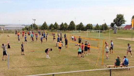 Wanderpokal geht auf Reisen (Foto: Peter Fahnert)