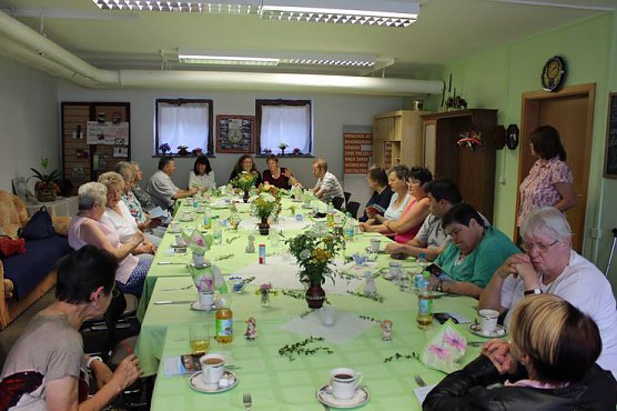 Gegrillt und diskutiert (Foto: Karl-Heinz Herrmann)