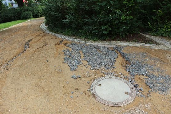 Sch&auml;den Schlosspark (Foto: Karl-Heinz Herrmann)