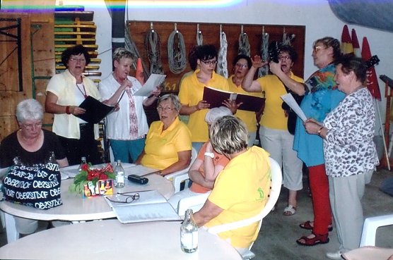 Singen bringt Freude ins Herz�,� (Foto: Ritta Landes)