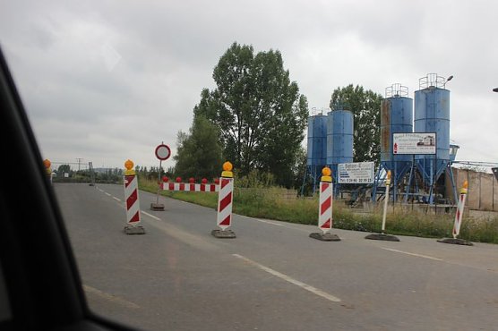 Brücke über die Helme Kalbsrieth (Foto: Karl-Heinz Herrmann) Brücke über die Helme Kalbsrieth (Foto: Karl-Heinz Herrmann)