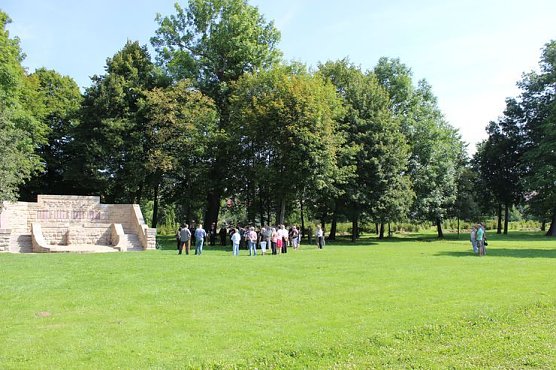 Der Opfer gedacht (Foto: Karl-Heinz Herrmann) Der Opfer gedacht (Foto: Karl-Heinz Herrmann)