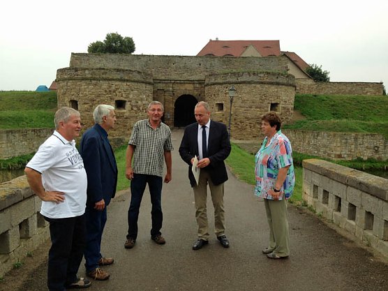 Dank f&uuml;r F&ouml;rderung (Foto: Wahlkreisb&uuml;ro Gudrun Holbe)
