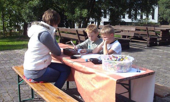 "Gedächtnismalerei" (Foto: Freizeitzentrum Artern) "Gedächtnismalerei" (Foto: Freizeitzentrum Artern)