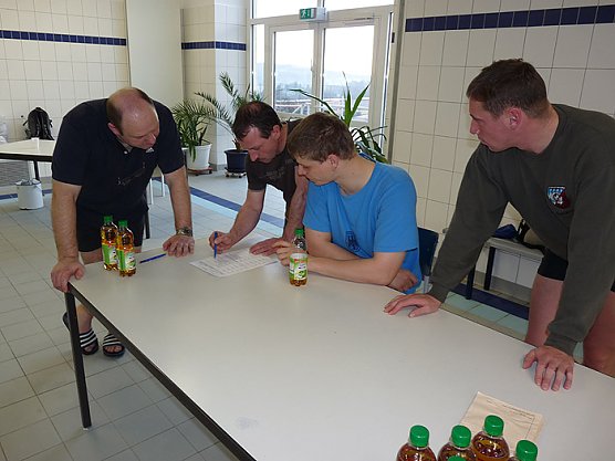 24-Stundenschwimmen f&uuml;r den guten Zweck (Foto: Karl-Heinz Herrmann)