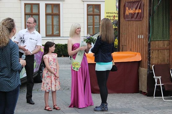 Weinfest bei Traumwetter er&ouml;ffnet (Foto: Karl-Heinz Herrmann)