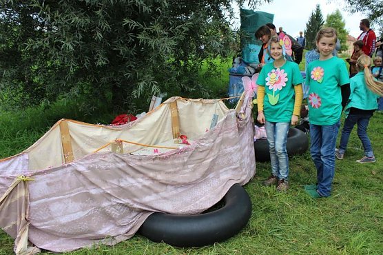 Besuchermagnet Wipperbootrennen (Foto: Karl-Heinz Herrmann)