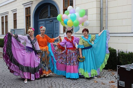 Ballons f&uuml;r den Frieden (Foto: Karl-Heinz Herrmann)