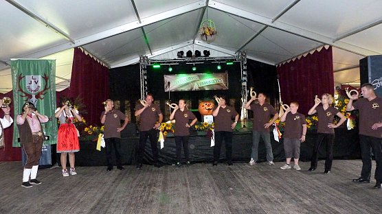 J&auml;gerschaft unterst&uuml;tzte Bauernmarkt (Foto: Privat)