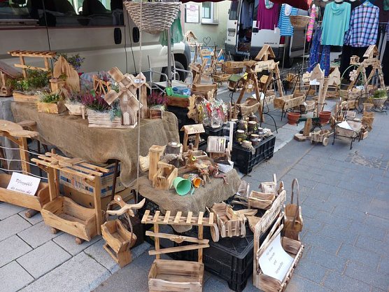 Zwiebeln über Zwiebeln (Foto: Karl-Heinz Herrmann) Zwiebeln über Zwiebeln (Foto: Karl-Heinz Herrmann)