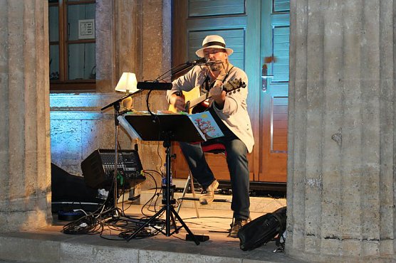 Friedensgebet und Kerzenmarsch (Foto: Karl-Heinz Herrmann)