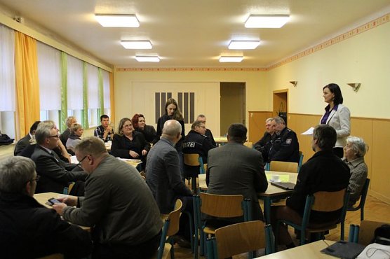 So das Fazit, dass heute in Sondershausen bei einer Informationsveranstaltung gezogen wurde, Die Zahl der Fl&uuml;chtlinge und Asylbewerber ist in der j&uuml;ngsten Vergangenheit deutlich angestiegen. Wie es im (Foto: Karl-Heinz Herrmann)