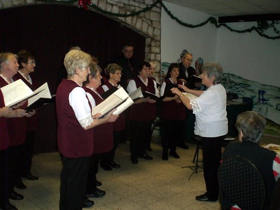 Weihnachtsfeier des VdK OV Artern (Foto: Ina Römer) Weihnachtsfeier des VdK OV Artern (Foto: Ina Römer)