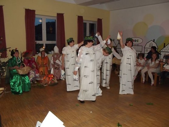 Mit M&auml;rchenspiel Die Vier Jahreszeiten in die Weihnachtzeit (Foto: Thomas Leipold)