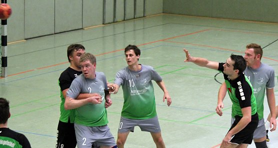 Mit leeren H&auml;nden dagestanden (Foto: Karl-Heinz Herrmann)