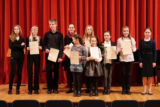 Musikschüler mit großen Erfolgen (Foto: Kreismusikschule Sondershausen) Musikschüler mit großen Erfolgen (Foto: Kreismusikschule Sondershausen)