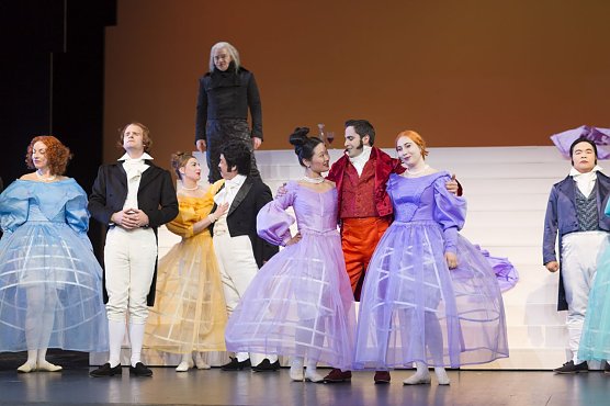 Rigoletto kommt im Februar mit zwei Sondervorstellungen auf die Bühne (Foto: Tillmann Graner) Rigoletto kommt im Februar mit zwei Sondervorstellungen auf die Bühne (Foto: Tillmann Graner)