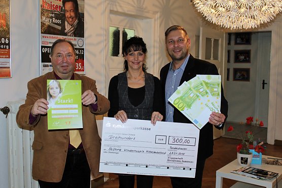 Knappschaftstee für Kinderhospiz (Foto: Knappschaft) Knappschaftstee für Kinderhospiz (Foto: Knappschaft)