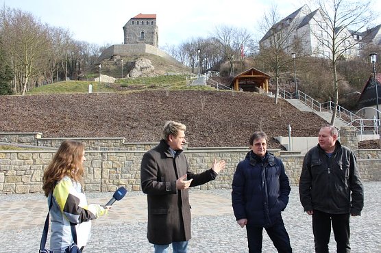 Neue Freifläche Kurpark übergeben (Foto: Karl-Heinz Herrmann) Neue Freifläche Kurpark übergeben (Foto: Karl-Heinz Herrmann)