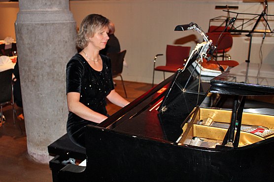 nnz/kn - Galerie: Ballblicke (Foto: Karl-Heinz Herrmann) nnz/kn - Galerie: Ballblicke (Foto: Karl-Heinz Herrmann)