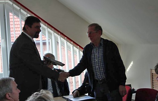 Im Zeichen 25 Jahre Partnerschaft (Foto: Karl-Heinz Herrmann)