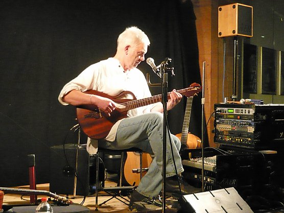 Gitarren Total (Foto: Fred Böhme Panoramamuseum) Gitarren Total (Foto: Fred Böhme Panoramamuseum)