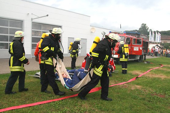 &Uuml;bung der Feuerwehr (Foto: G&uuml;nter Herting)