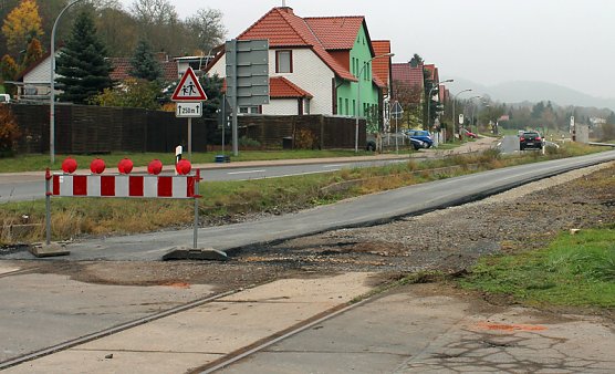 Wie weiter am Unstrut-Werra-Radweg (Foto: Karl-Heinz Herrmann) Wie weiter am Unstrut-Werra-Radweg (Foto: Karl-Heinz Herrmann)