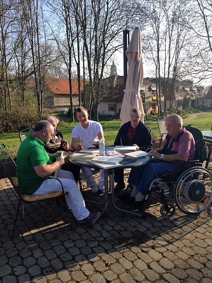 Boys´Day in Bendeleben (Foto: Pflegeheim Bendeleben) Boys´Day in Bendeleben (Foto: Pflegeheim Bendeleben)