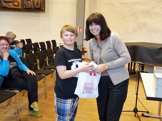 Welttag des Buches in der Cruciskirche (Foto: Stadt Sondershausen) Welttag des Buches in der Cruciskirche (Foto: Stadt Sondershausen)