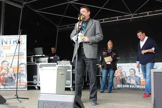 Autofr&uuml;hling lohnt sich (Foto: Karl-Heinz Herrmann)