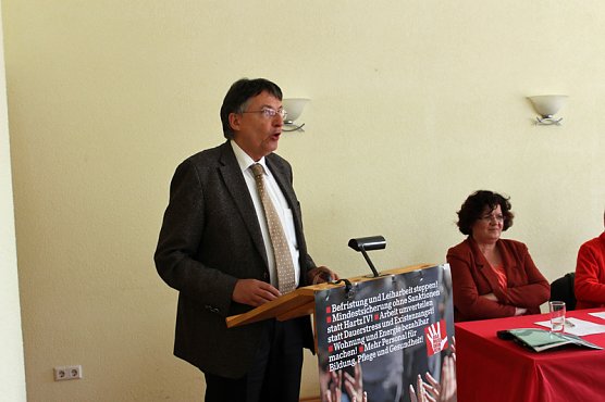 Kreisparteitag (Foto: Karl-Heinz Herrmann) Kreisparteitag (Foto: Karl-Heinz Herrmann)