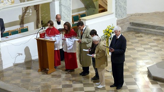 Festgottesdienst "800 Jahre Kirche an diesem Platz... (Foto: Privat)