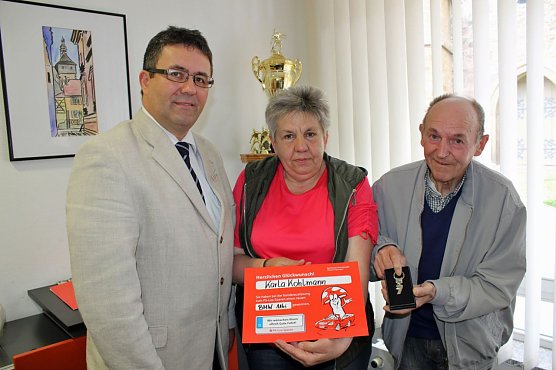 BMW-Gewinn ging in den Kyffhäuserkreis (Foto: Karl-Heinz Herrmann) BMW-Gewinn ging in den Kyffhäuserkreis (Foto: Karl-Heinz Herrmann)