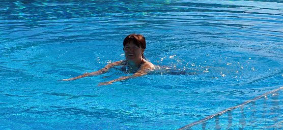 Anbaden im Bergbad Sondershausen (Foto: Karl-Heinz Herrmann) Anbaden im Bergbad Sondershausen (Foto: Karl-Heinz Herrmann)