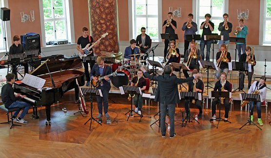 Moderner Jazz in altem Gem&auml;uer (Foto: Karl-Heinz Herrmann)