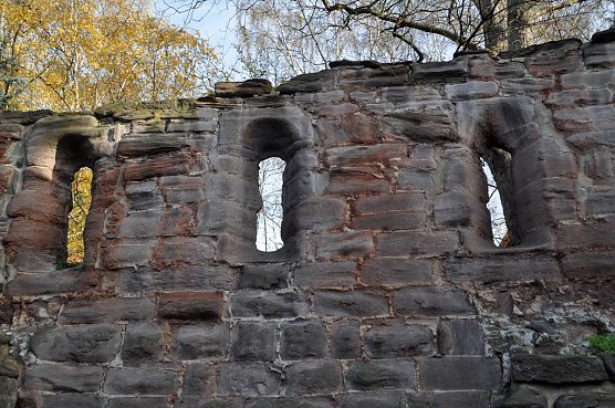 Geschichte in der Unterkirche (Foto: Peter Zimmer) Geschichte in der Unterkirche (Foto: Peter Zimmer)