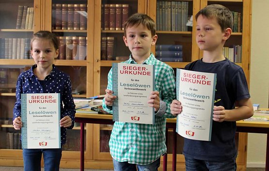 Lesel&ouml;wen ermittelt (Foto: Karl-Heinz Herrmann)