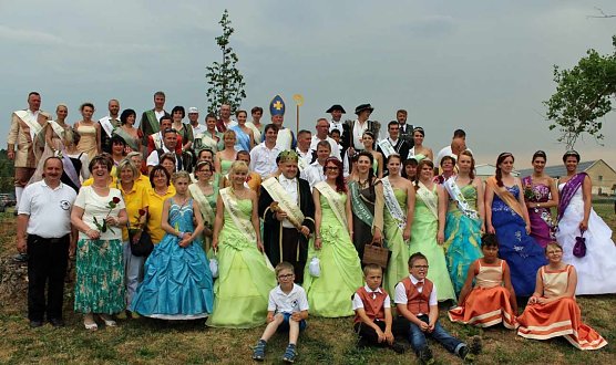 Laubk&ouml;nig gekr&ouml;nt (Foto: Karl-Heinz Herrmann)